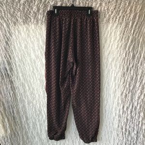 patterned pants